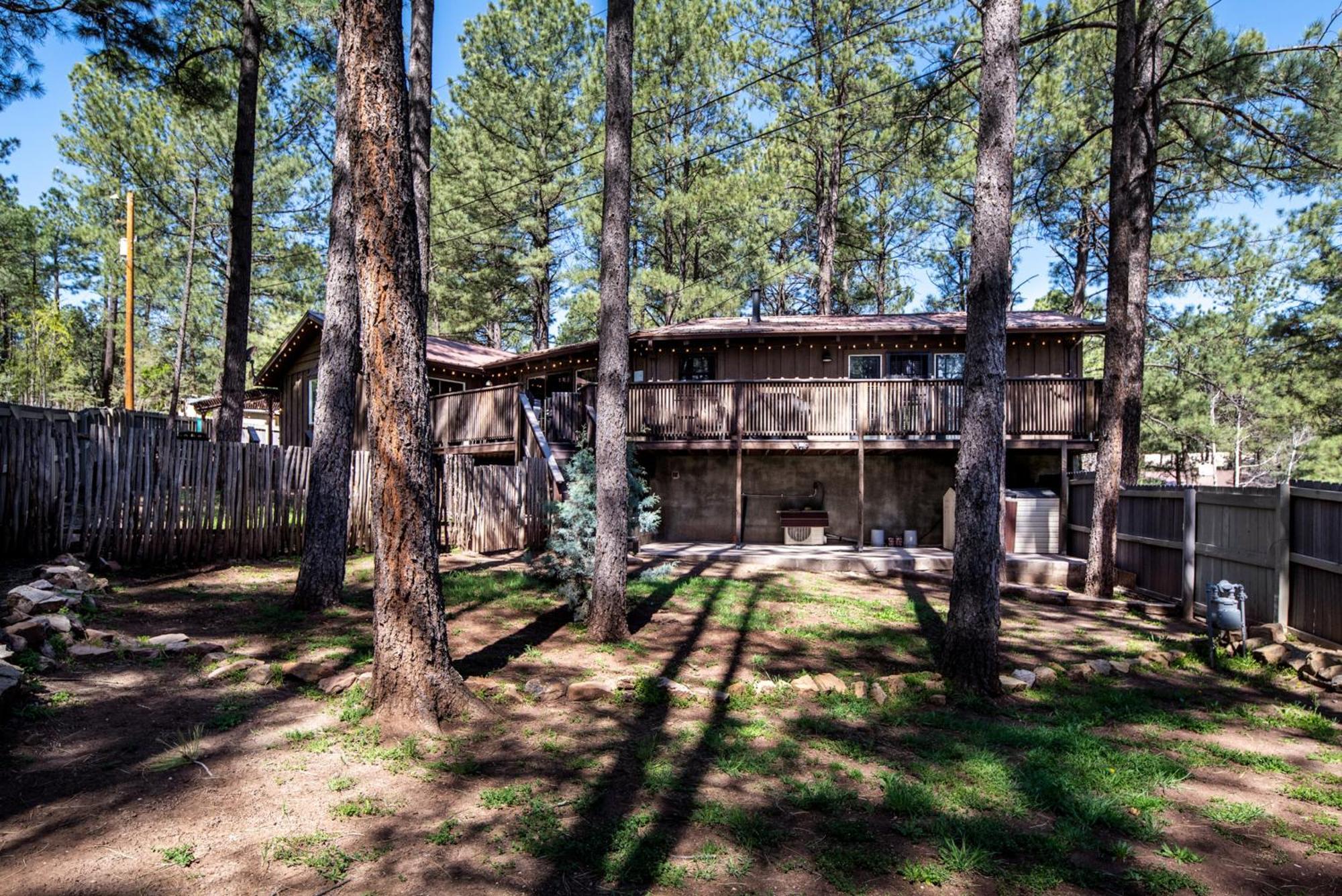 Rustic Pines Retreat Villa Ruidoso Habitación foto